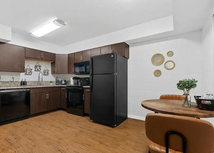 Apartment Near Asu & Dt With Pool & Free Parking Tempe