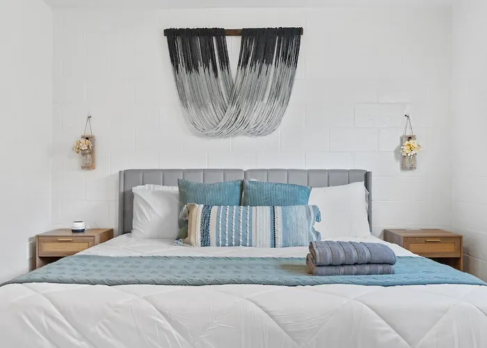 Near Asu & Dt With Pool & Free Parking * Tempe