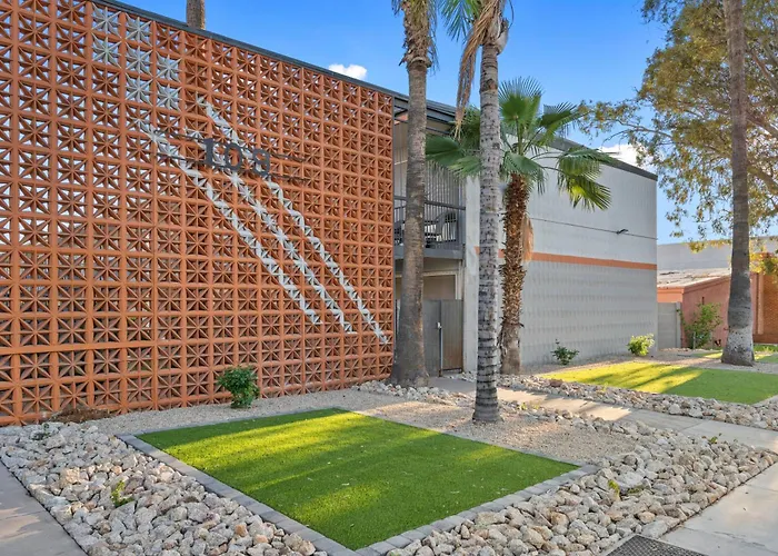 Near Asu & Dt With Pool & Free Parking * Tempe